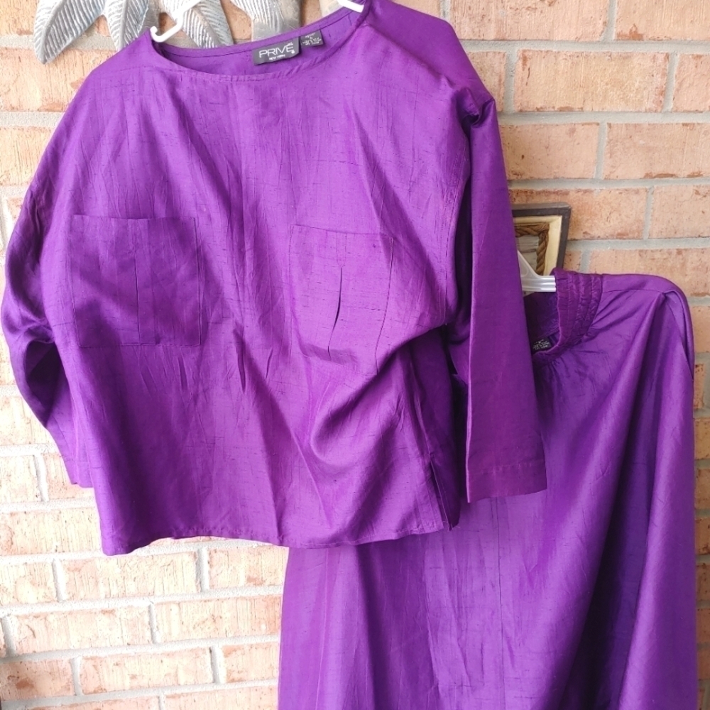 NEW PRIVE NY 2 PIECE 100% SILK SKIRT SET SIZE 6P